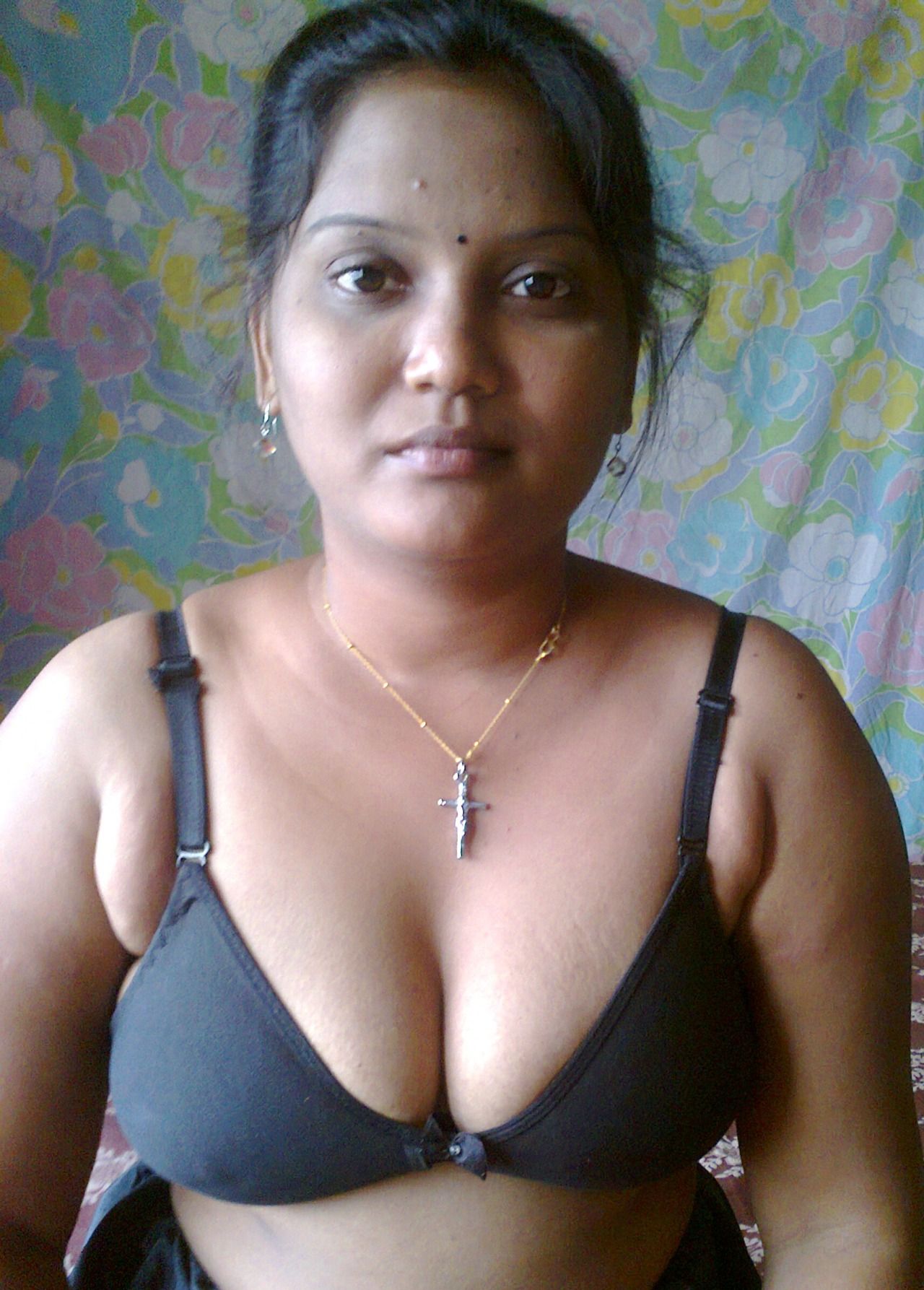 Indian bhabhi bra