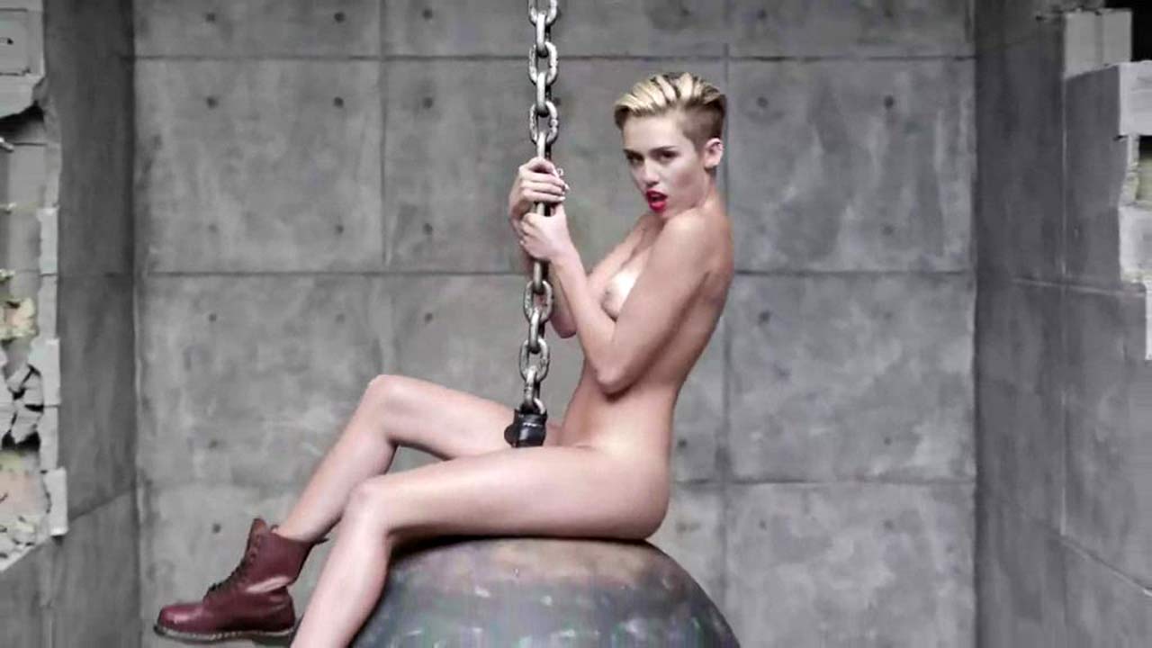 Wrecking ball uncensored